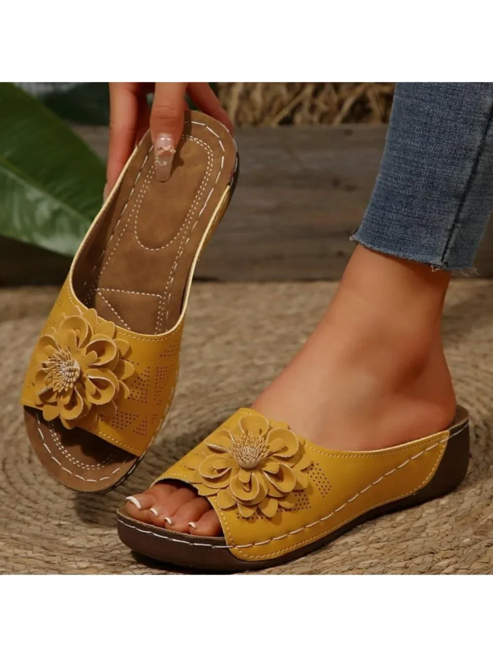 Stylish Women's Wedge Sandals - Floral Summer Open Toe Platform Shoes for Beach